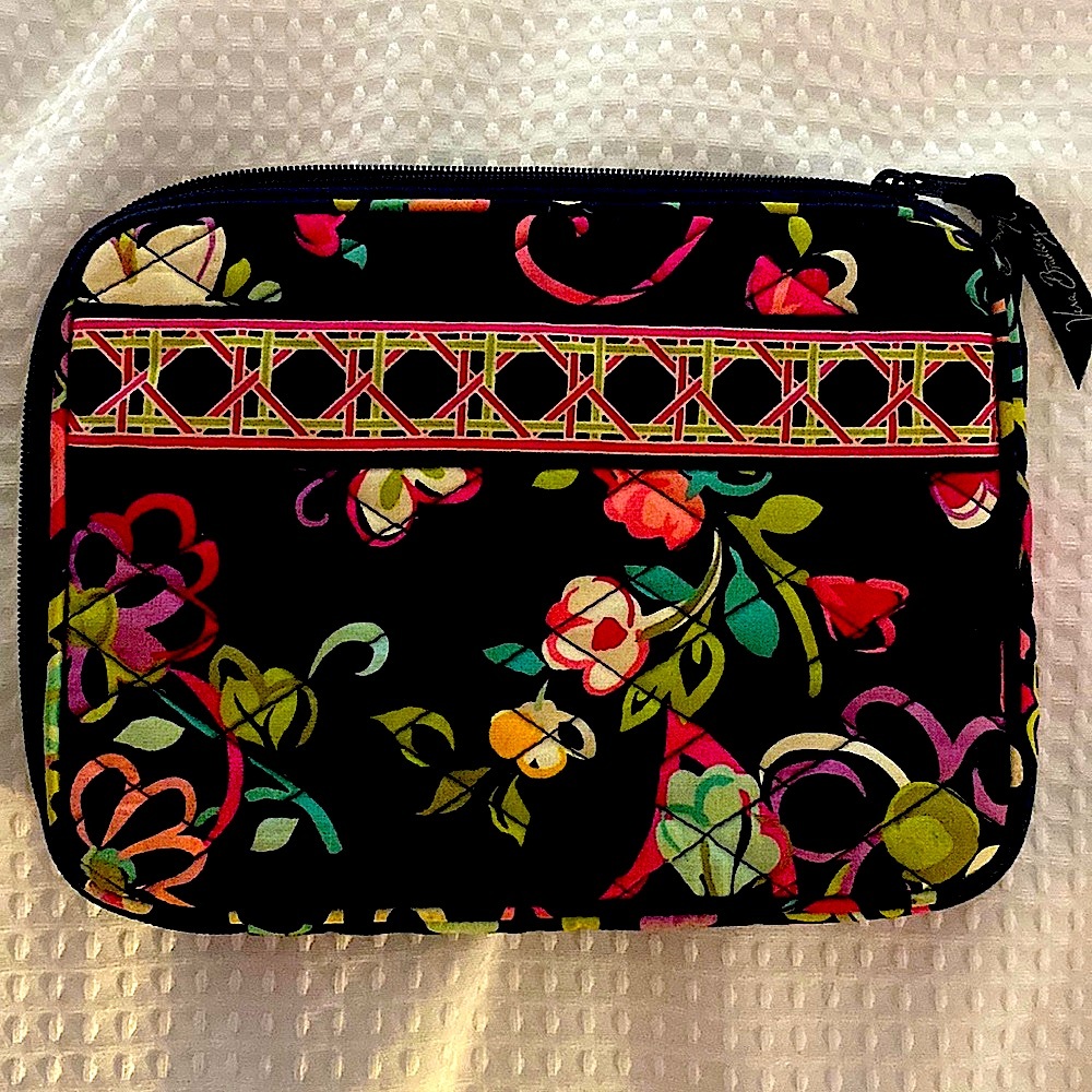 VERA BRADLEY Floral / Tablet Case